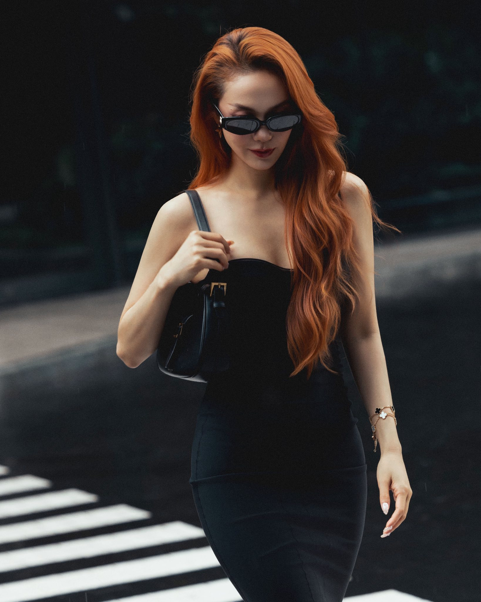 Minh Hằng chào hè bằng loạt ảnh nóng bỏng, minh chứng 'gái một con trông mòn con mắt' Minh Hằng chào hè bằng loạt ảnh nóng bỏng, minh chứng 'gái một con trông mòn con mắt'- Ảnh 9.