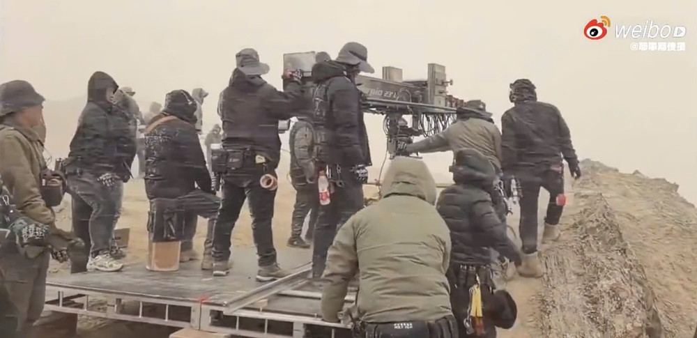 Choáng ngợp với địa điểm quay phim khắc nghiệt của Dương Tử và Hồ Ca - Ảnh 3