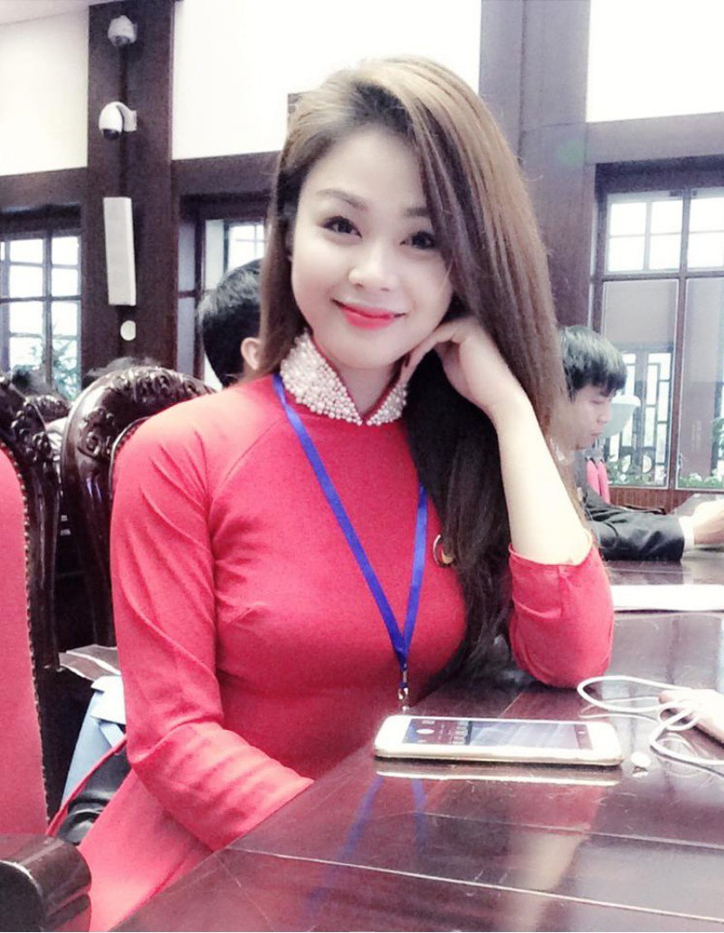 Không nhận ra Lương Thu Trang với gương mặt đơ cứng như các 'tỷ tỷ xứ Trung' luong thu trang 12.jpg