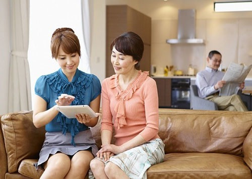 Những cung hoàng đạo được lòng mẹ chồng nhất, cuộc sống làm dâu trôi qua nhẹ như lông hồng - Ảnh 1.