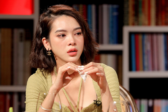 Quỳnh Lương tố chồng cũ không chu cấp cho con