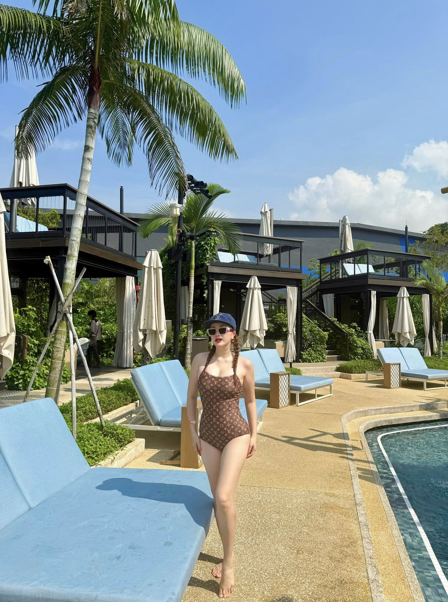 Bảo Thy, Thanh Hằng, Hoàng Yến chào hè bằng bikini gợi cảm nhưng Minh Triệu mới thực sự 'nóng bỏng' Bảo Thy, Thanh Hằng, Hoàng Yến chào hè bằng bikini gợi cảm nhưng Minh Triệu mới thực sự 'nóng bỏng'- Ảnh 3.