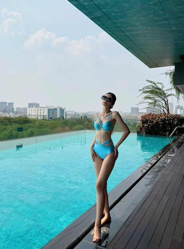 Bảo Thy, Thanh Hằng, Hoàng Yến chào hè bằng bikini gợi cảm nhưng Minh Triệu mới thực sự 'nóng bỏng' Bảo Thy, Thanh Hằng, Hoàng Yến chào hè bằng bikini gợi cảm nhưng Minh Triệu mới thực sự 'nóng bỏng'- Ảnh 6.