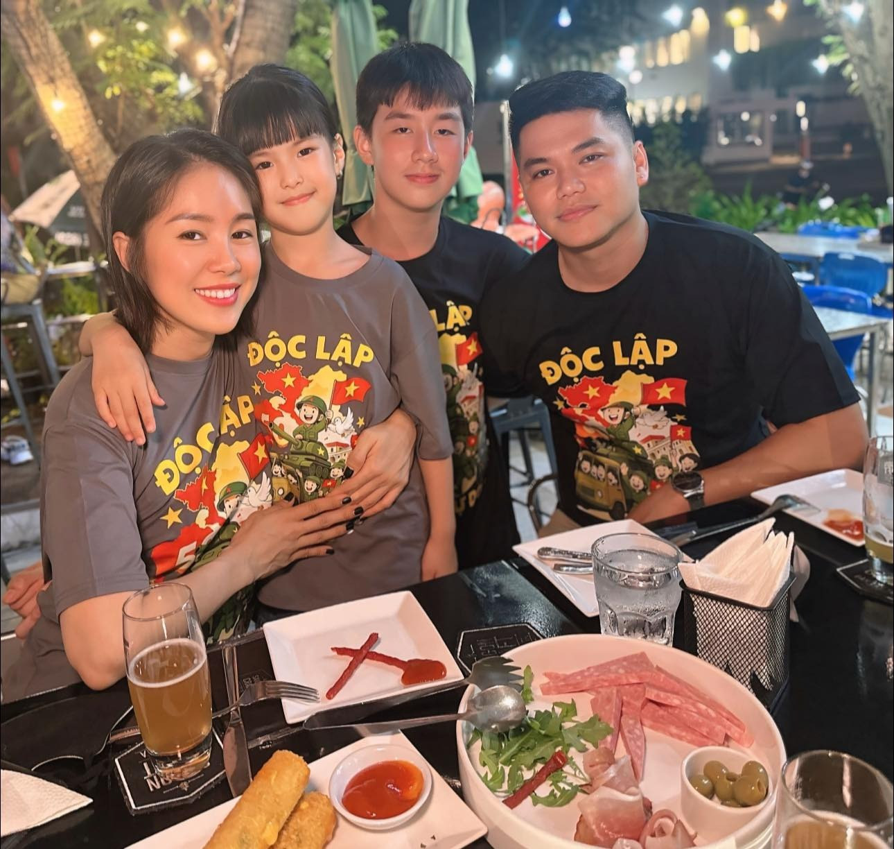 Con gái Lê Phương sở hữu một đặc điểm giống hệt mẹ