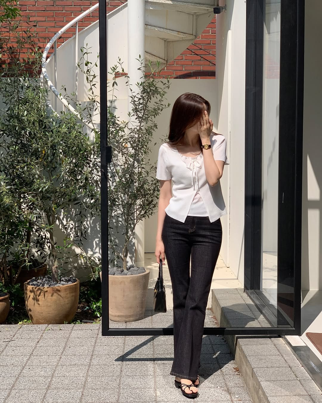 Thời tiết mát mẻ, tranh thủ lên đồ layer để sành điệu và trẻ trung như phụ nữ Hàn Thời tiết mát mẻ, tranh thủ lên đồ layer để sành điệu và trẻ trung như phụ nữ Hàn- Ảnh 7.