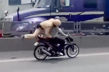 Xác minh clip CSGT chới với bám vào yên xe máy người vi phạm trên phố