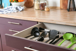 Cách bố trí tủ bếp hợp lý cho mọi căn bếp Việt- Ảnh 4.