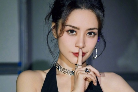 Nữ diễn viên nổi tiếng nhịn ăn 7 ngày vì một câu nói