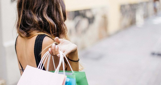 Vạch trần 4 cung hoàng đạo hay mua sắm 'bạt mạng'