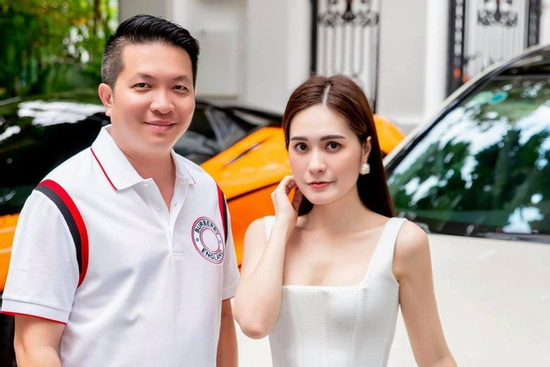 Cuộc sống nhiều ồn ào của nữ nghệ sĩ ở biệt thự 300m2 quận 7, xây biệt thự 400 tỷ đầy bí ẩn