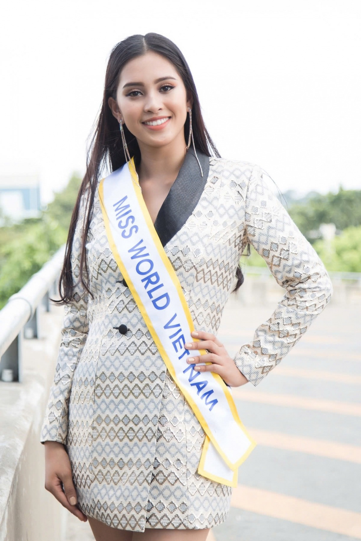 Thành tích của người đẹp Việt tại đấu trường Miss World miss world 4.jpg