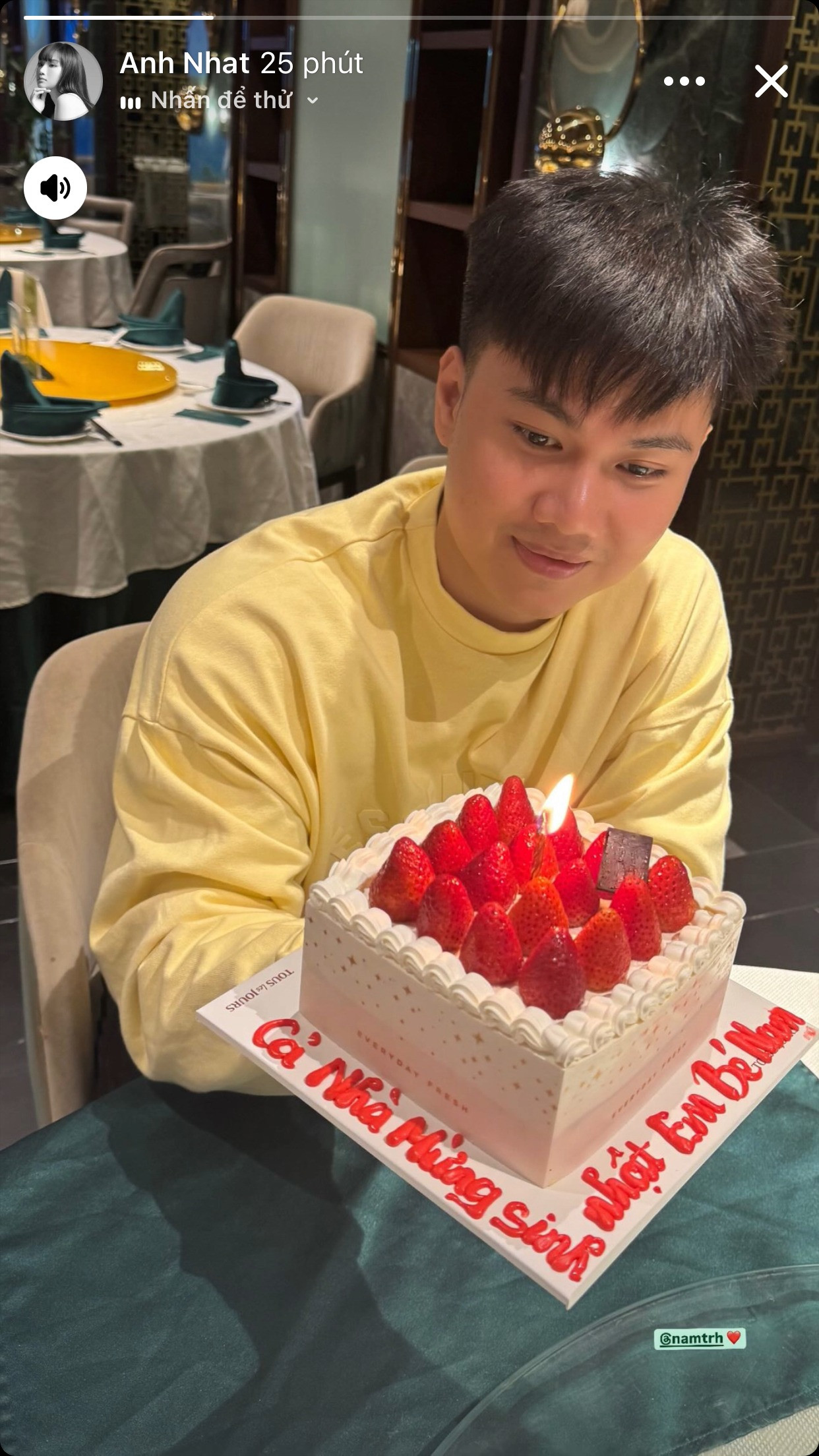 Visual chuẩn soái ca của 'rich kid' kém 5 tuổi đang bị nghi hẹn hò Miu Lê Visual chuẩn soái ca của rich kid kém 5 tuổi đang bị nghi hẹn hò Miu Lê