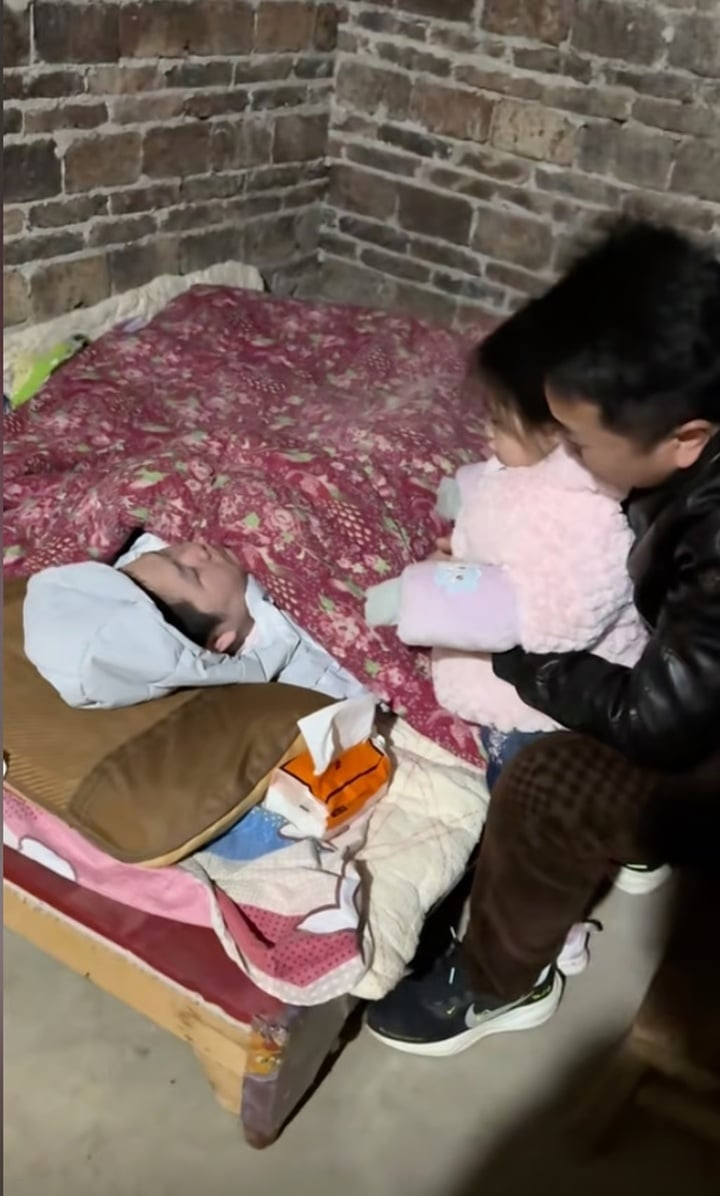 Ye từng bị bệnh viện trả về. (Ảnh: Douyin)