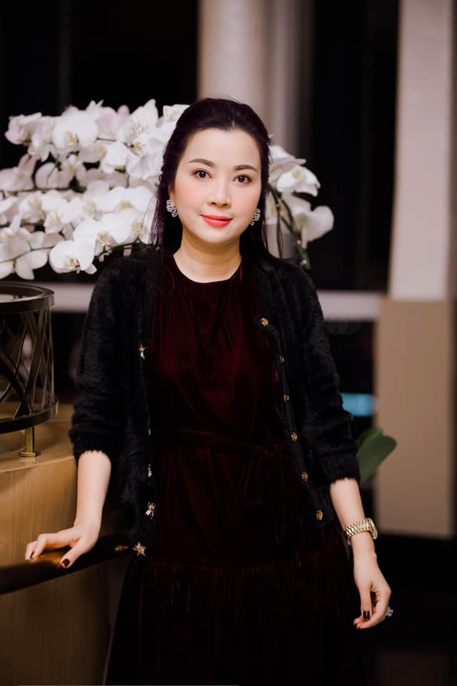 Mẹ ruột Á hậu Huyền My có tài sắc vẹn toàn, dốc lòng làm quản lý cho con gái- Ảnh 3.