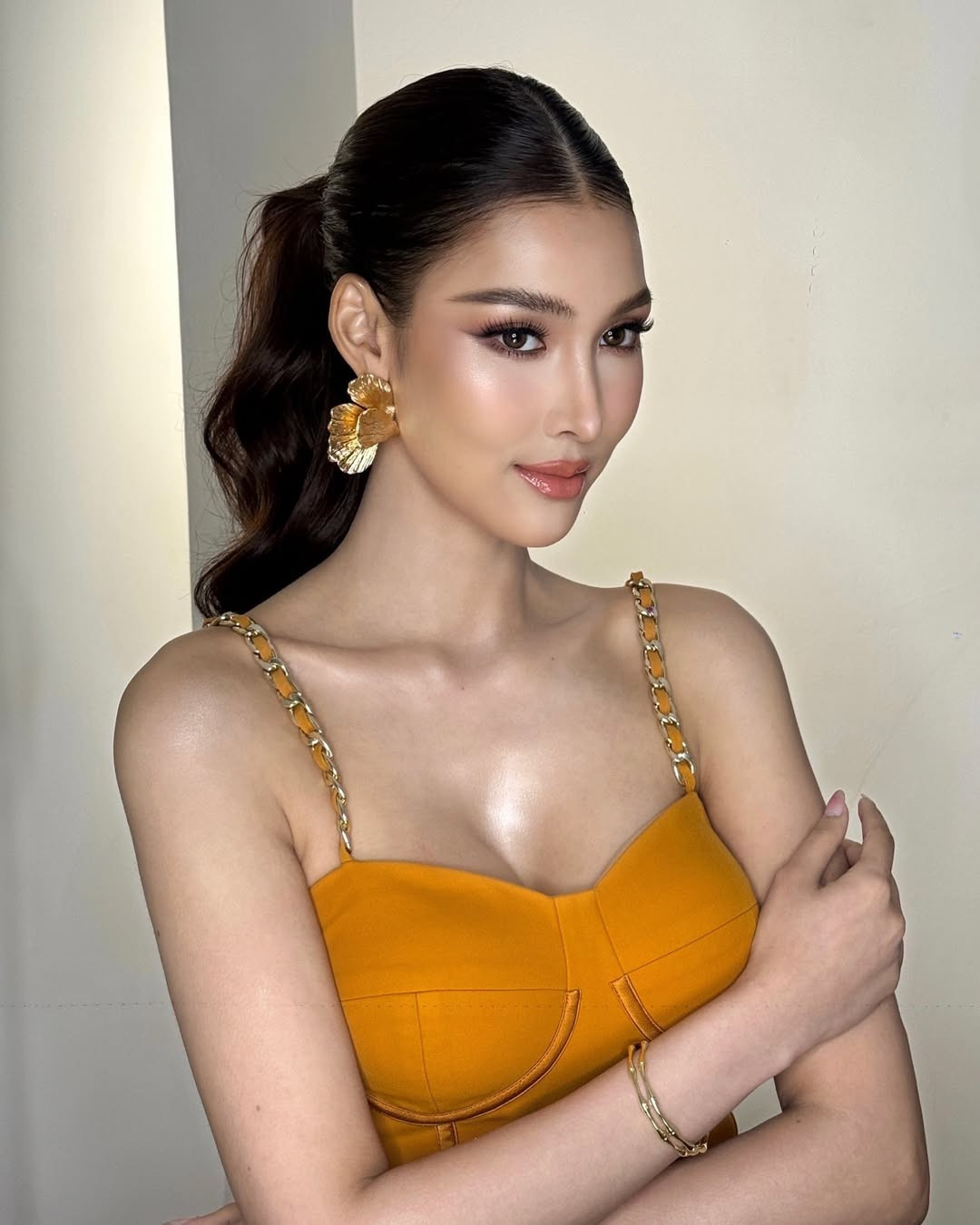 Người đẹp đăng quang hoa hậu sau khi bạn trai qua đời ảnh 9