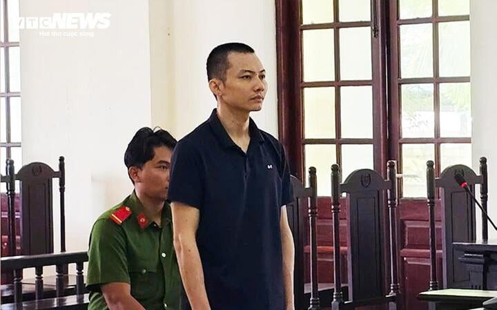 Bị cáo Lê Thanh Nhất Nguyên.