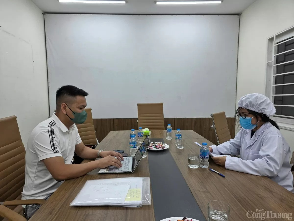 Thông tin nóng bỏng tay về drama đấu tố của Ngân Collagen và Ngân 98