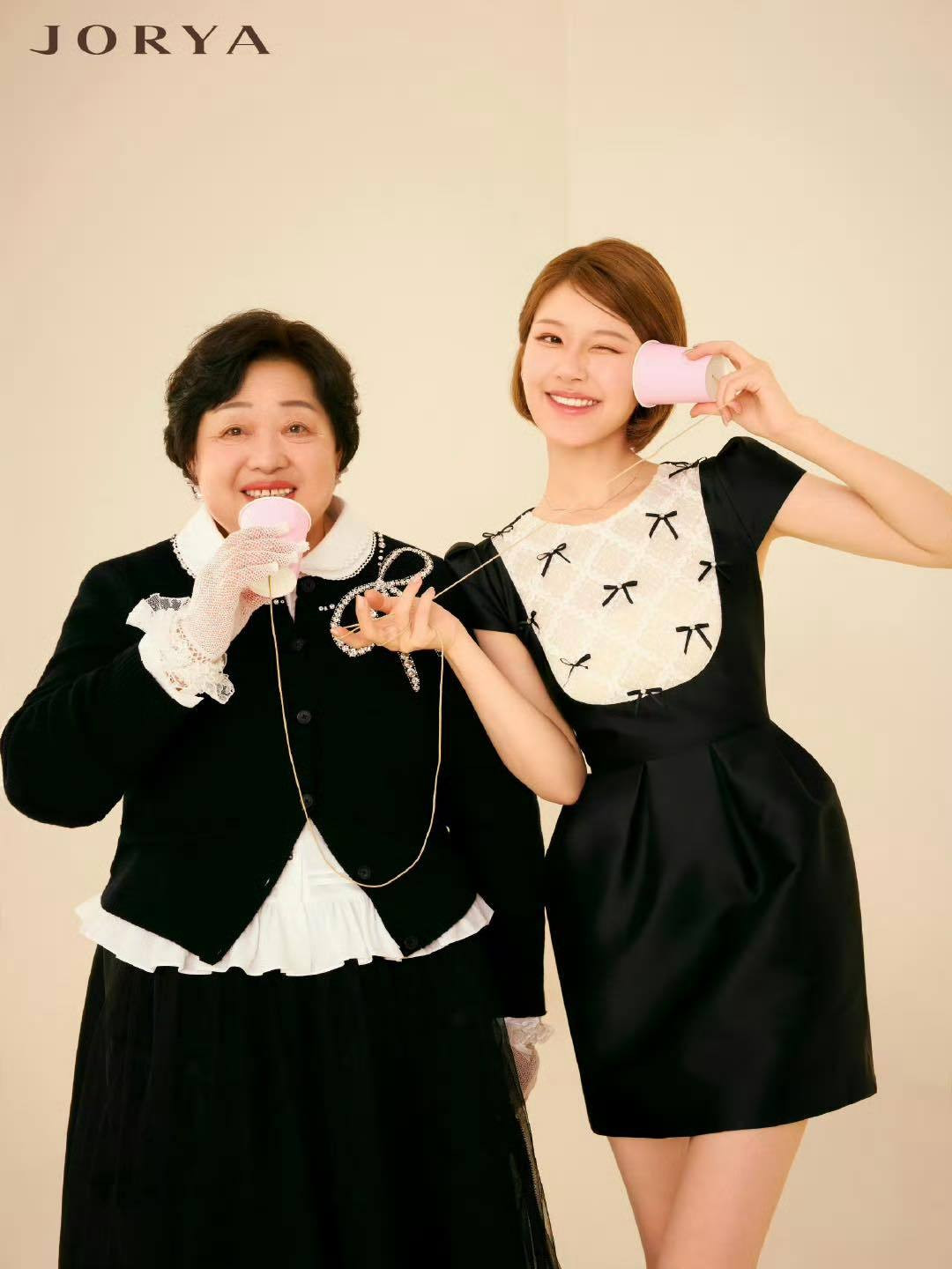 Nhan sắc Triệu Lộ Tư liên tục có những hành động gây chú ý sau biến cố sức khỏe - Ảnh 5