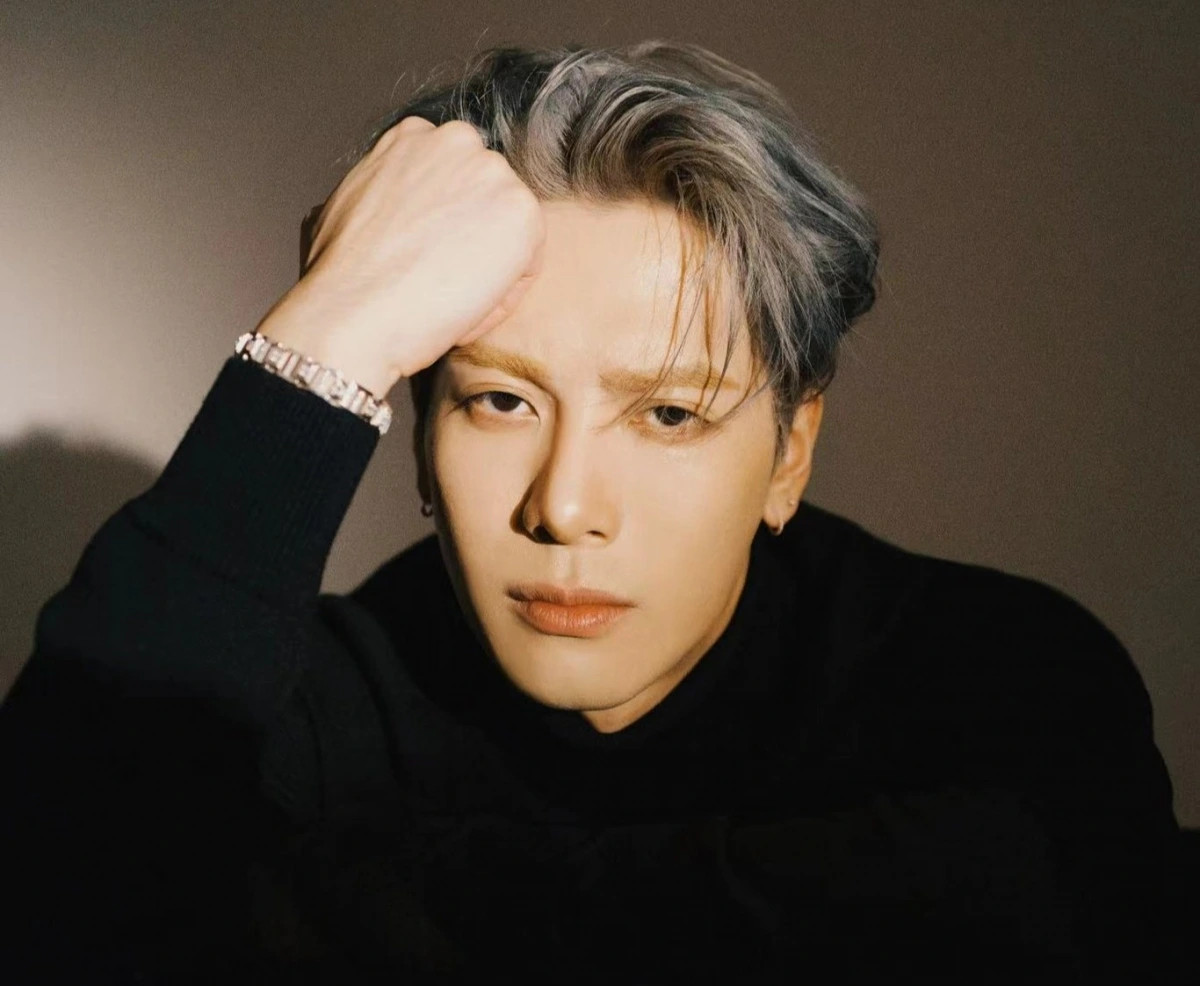 G-Dragon, Lisa và những nghệ sĩ K-pop có sự nghiệp solo ấn tượng nhất g-dragon, lisa va nhung nghe si k-pop co su nghiep solo an tuong nhat hinh anh 5