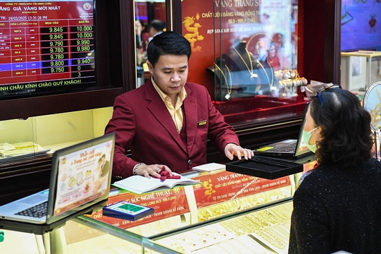 Bảo Tín Minh Châu lộ nhiều vi phạm kinh doanh vàng, chuyển công an điều tra