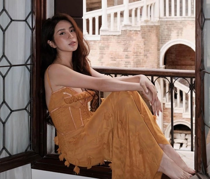 Ngọc Anh vẫn giữ nhan sắc xinh đẹp sau nhiều năm.