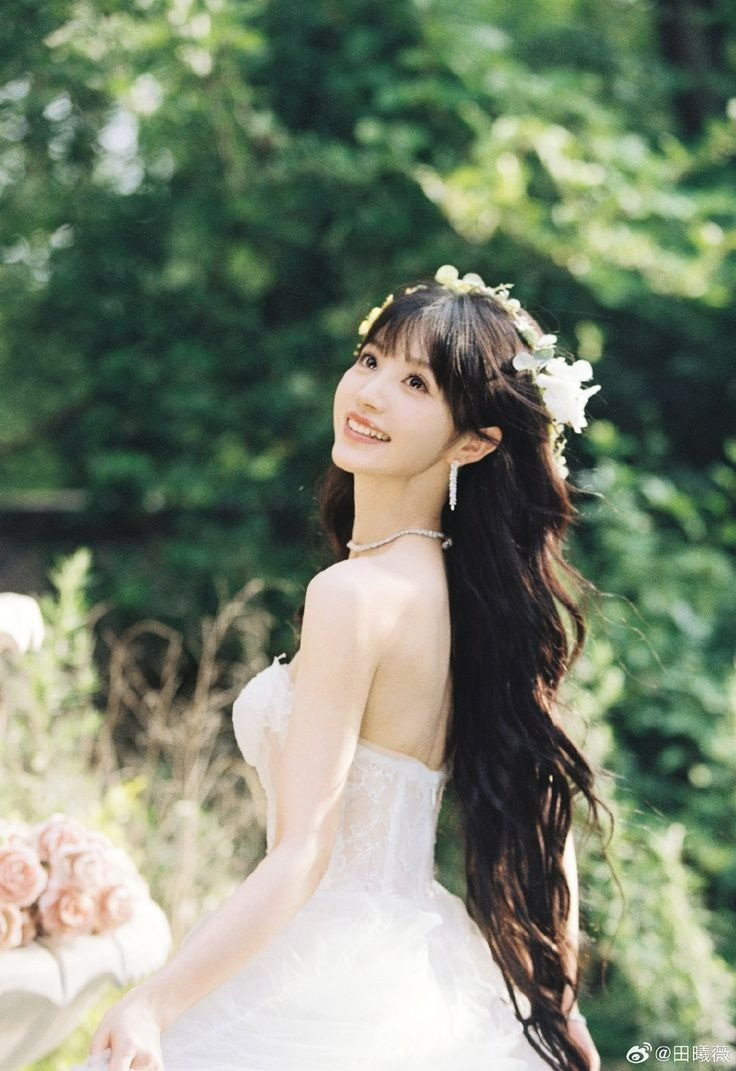 Tử vi 12 con giáp thứ Bảy ngày 3152025 Nhận tin vui về tiền có của ăn của để