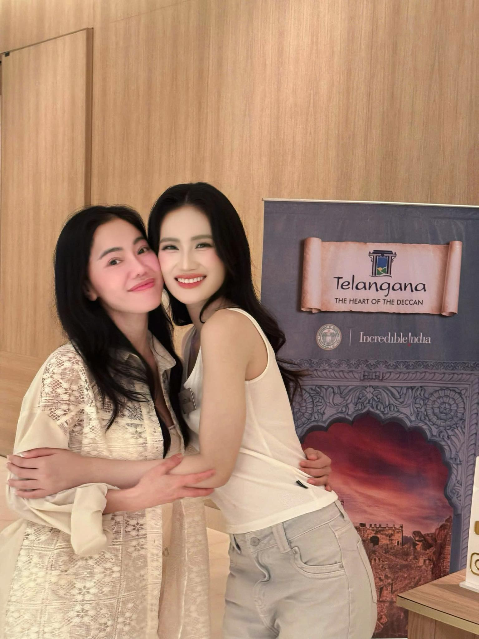 Chung kết Miss World: Hoa hậu Ý Nhi lộ diện trước giờ G, hé lộ tâm thư khiến khán giả lo lắng 50318080830462149988614306649756161956364055n1