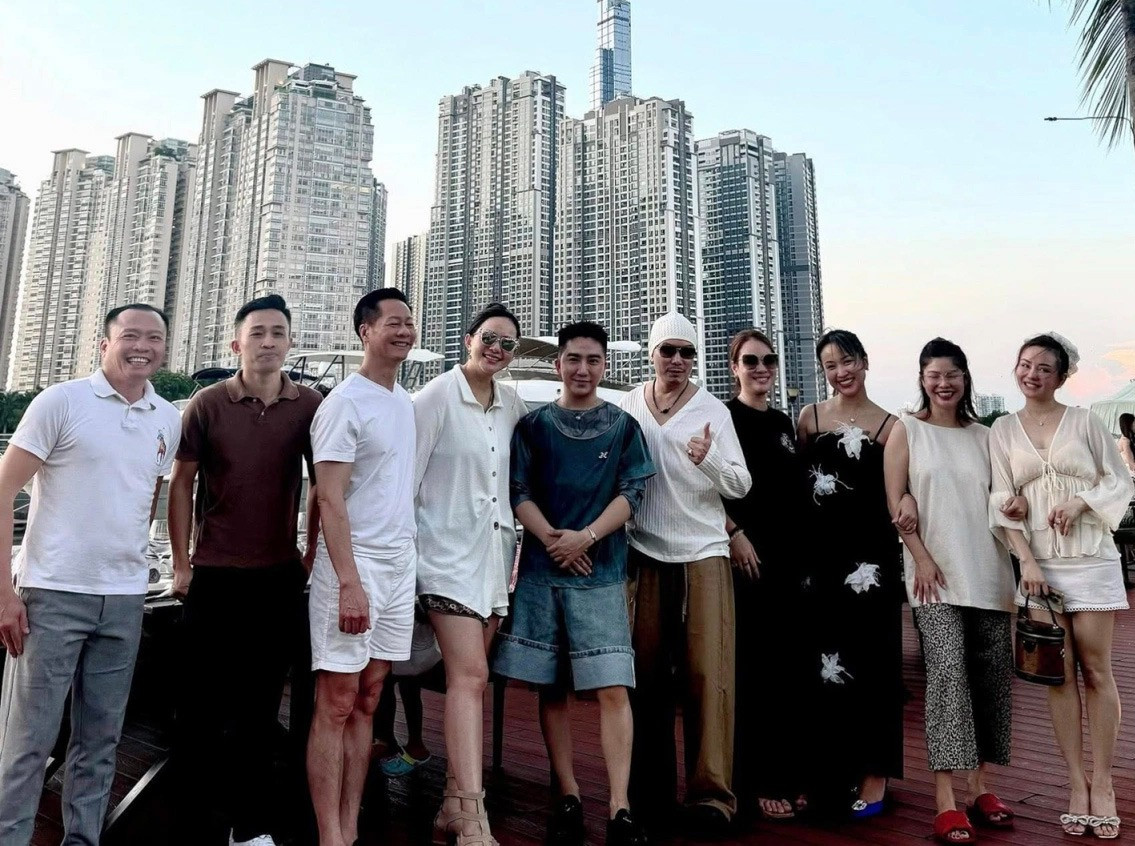 Sắc vóc Phan Như Thảo hiện tại sau khi giảm từ 84kg xuống 62kg