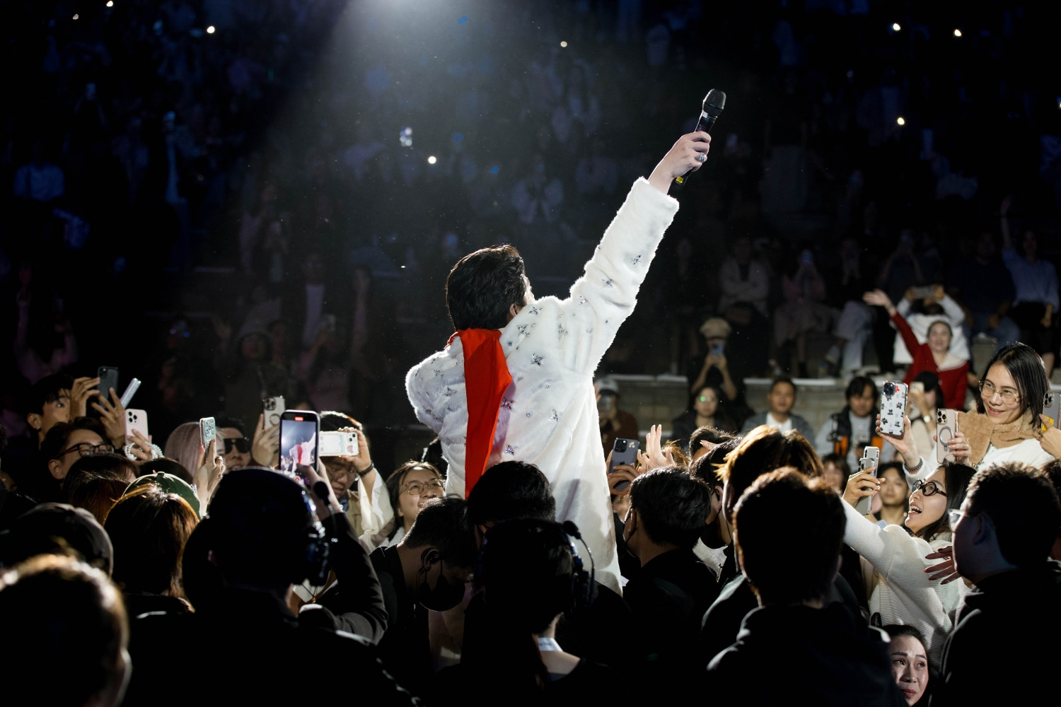 Noo Phước Thịnh Sẽ không đi qua đỉnh nào nữa