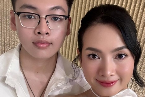 Diện mạo con trai siêu mẫu Anh Thư ở tuổi 18, gây chú ý