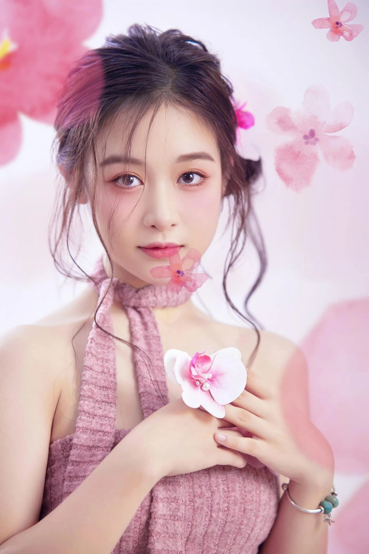 nhan sac nu dien vien 17 tuoi dong lat mat 8 cua ly hai hinh anh 15