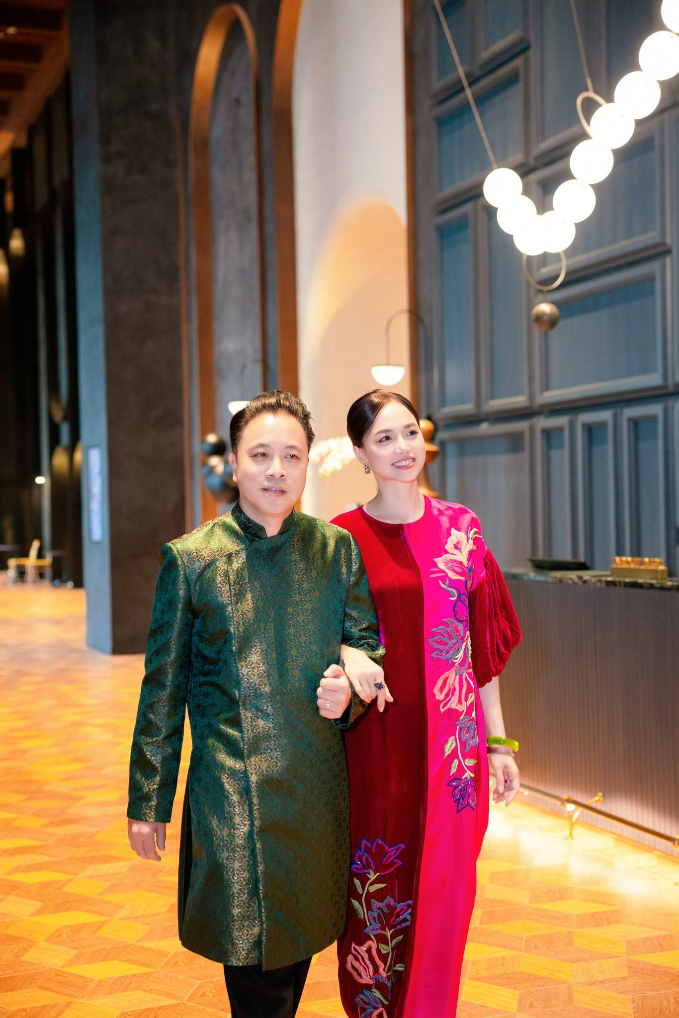 Váy áo cách tân được Đinh Ngọc Diệp tích cực lăng xê- Ảnh 11.