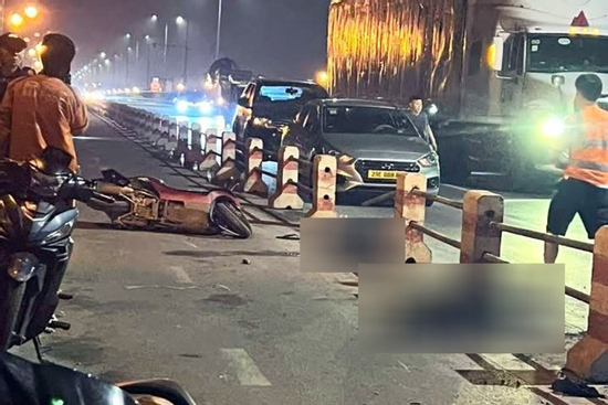 2 người tử vong sau cú va chạm trên cầu ở Hà Nội