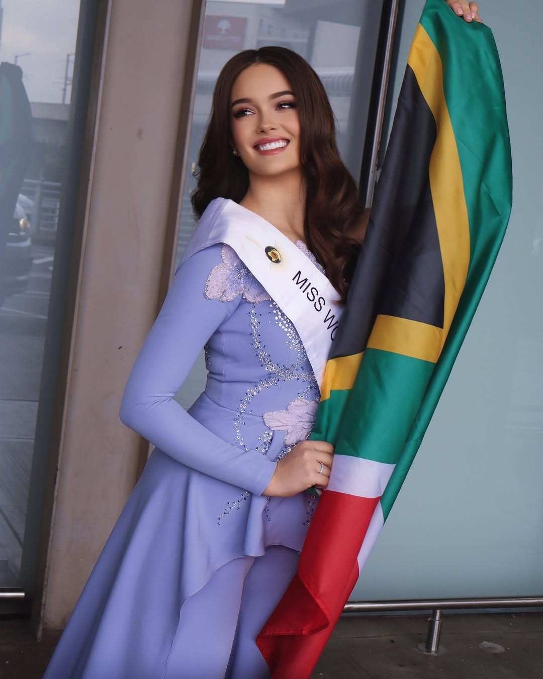 Nhiều người đẹp đã tới Ấn Độ thi Hoa hậu Thế giới ảnh 12