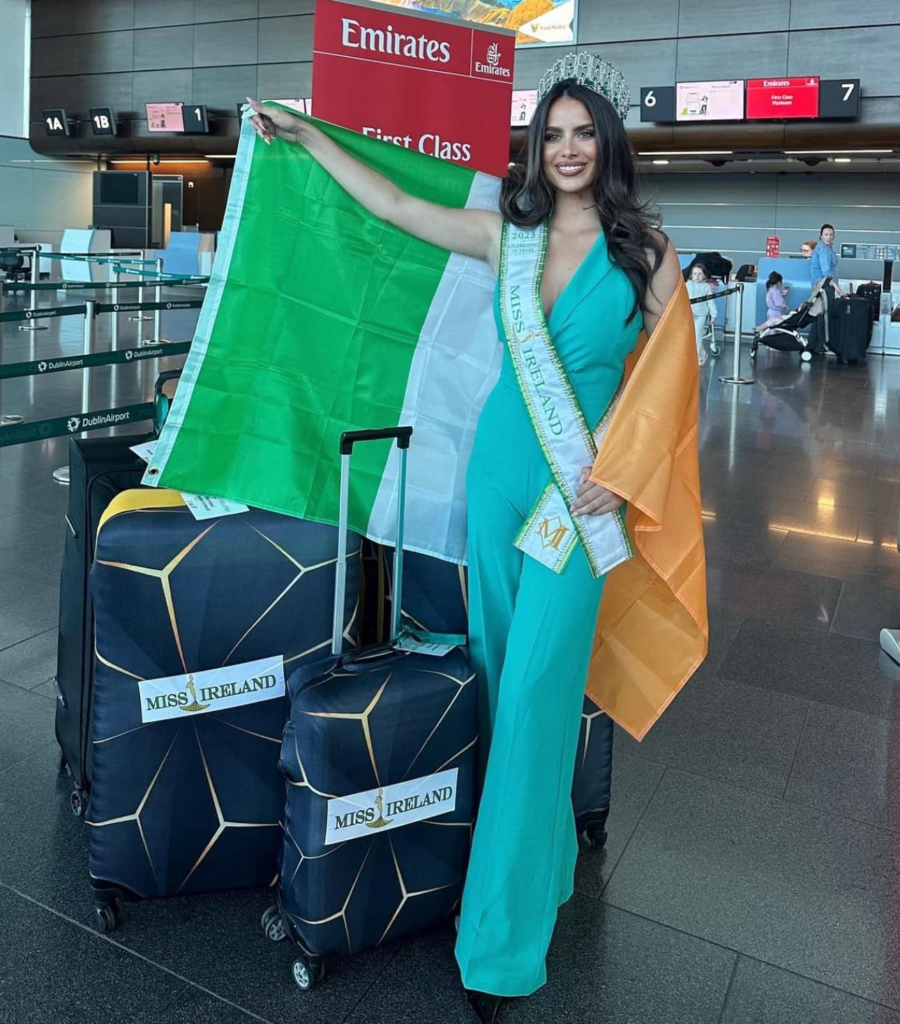 Nhiều người đẹp đã tới Ấn Độ thi Hoa hậu Thế giới ảnh 30