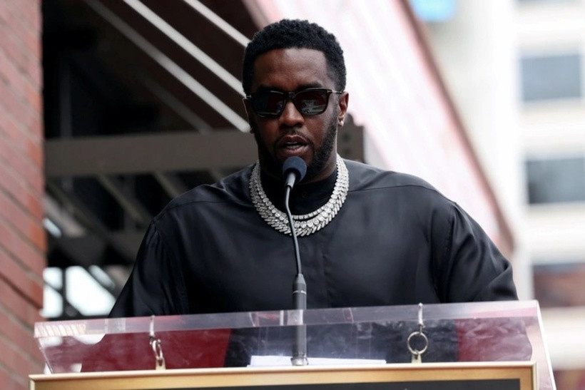 Phiên tòa xét xử 'ông trùm' Diddy: 190 người nổi tiếng được nhắc tên, bạn gái cũ ra làm chứng Nam ca sĩ vẫn phủ nhận mọi cáo buộc. Ảnh: Reuters