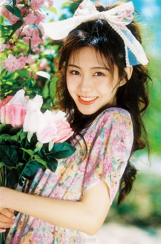 Tử vi 12 con giáp thứ Tư ngày 752025 Tài lộc rực rỡ công việc thăng tiến