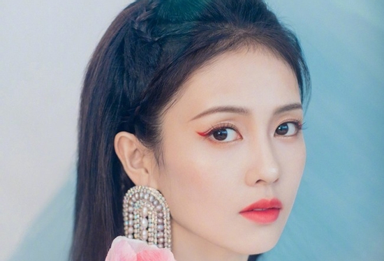 Đúng 8h sáng ngày 8/5/2025, 3 con giáp đổi phận thành đại phú hào, tài lộc bội thu, tiền tiêu xả láng