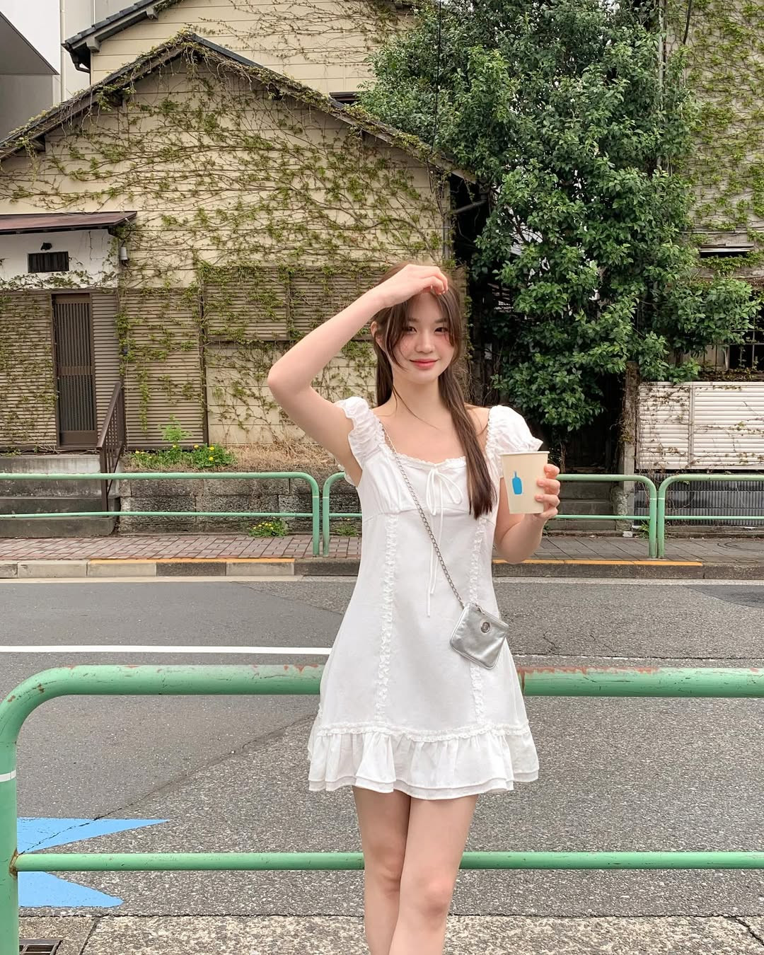 5 kiểu tóc trẻ trung, dễ làm, hợp diện cùng váy vóc mùa hè- Ảnh 5.