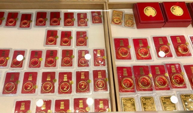 Giá vàng SJC tiếp tục tăng ảnh 1