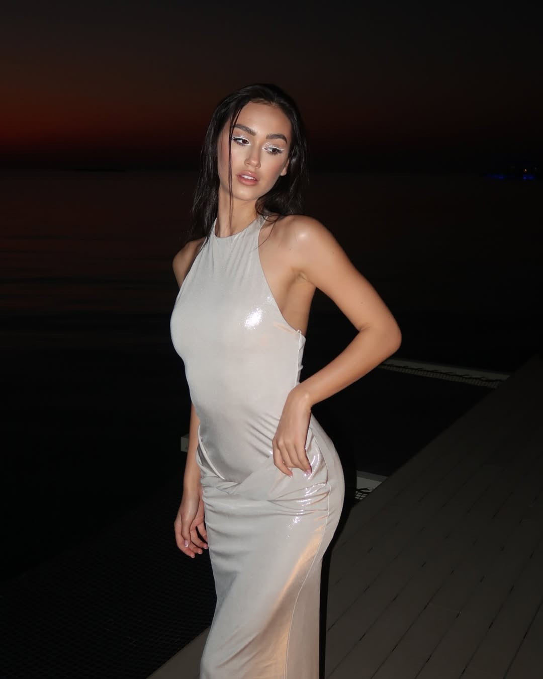 Người mẫu cao 1,79 m đăng quang Hoa hậu Hòa bình Cộng hòa Czech ảnh 10