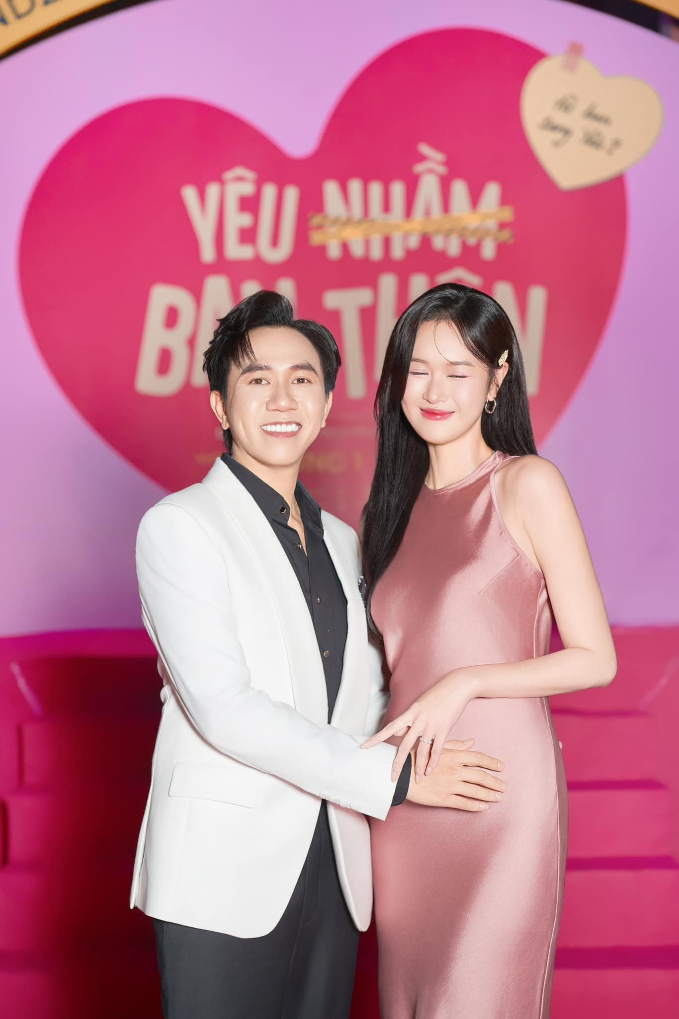 Sắc vóc đời thực của 'ác nữ' trong phim phá 150 tỷ của Victor Vũ- Ảnh 14.