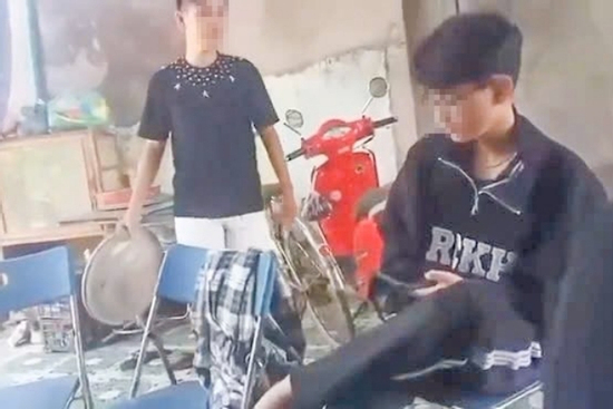 Công an, nhà trường vào cuộc vụ học sinh lớp 8 bị đánh tới tấp trong quán nước