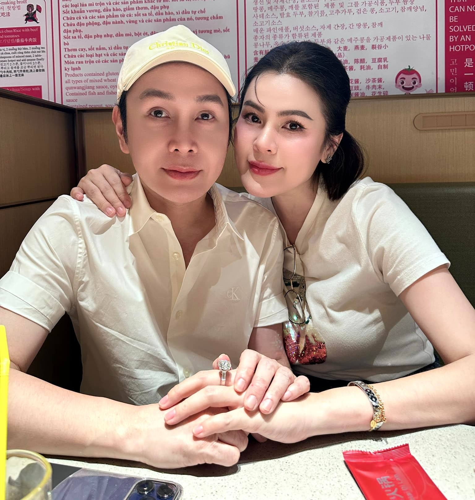 Mang thai tuổi U50, hoa hậu Phương Lê phản pháo khi bị 'mẹ chồng online' dạy bảo Mang thai tuổi U50 hoa hậu Phương Lê phản pháo khi bị mẹ chồng online dạy bảo