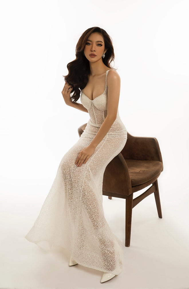 Những người đẹp chỉ mải mê đi thi hoa hậu