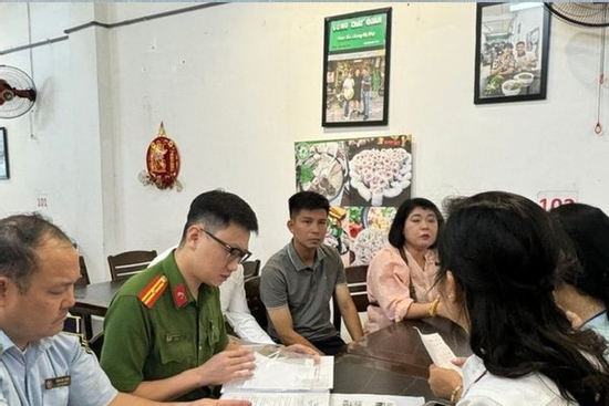 Ông Ngô Quyền Thế nói về xuất xứ bộ lòng xe điếu được quảng cáo 'dài 40m'