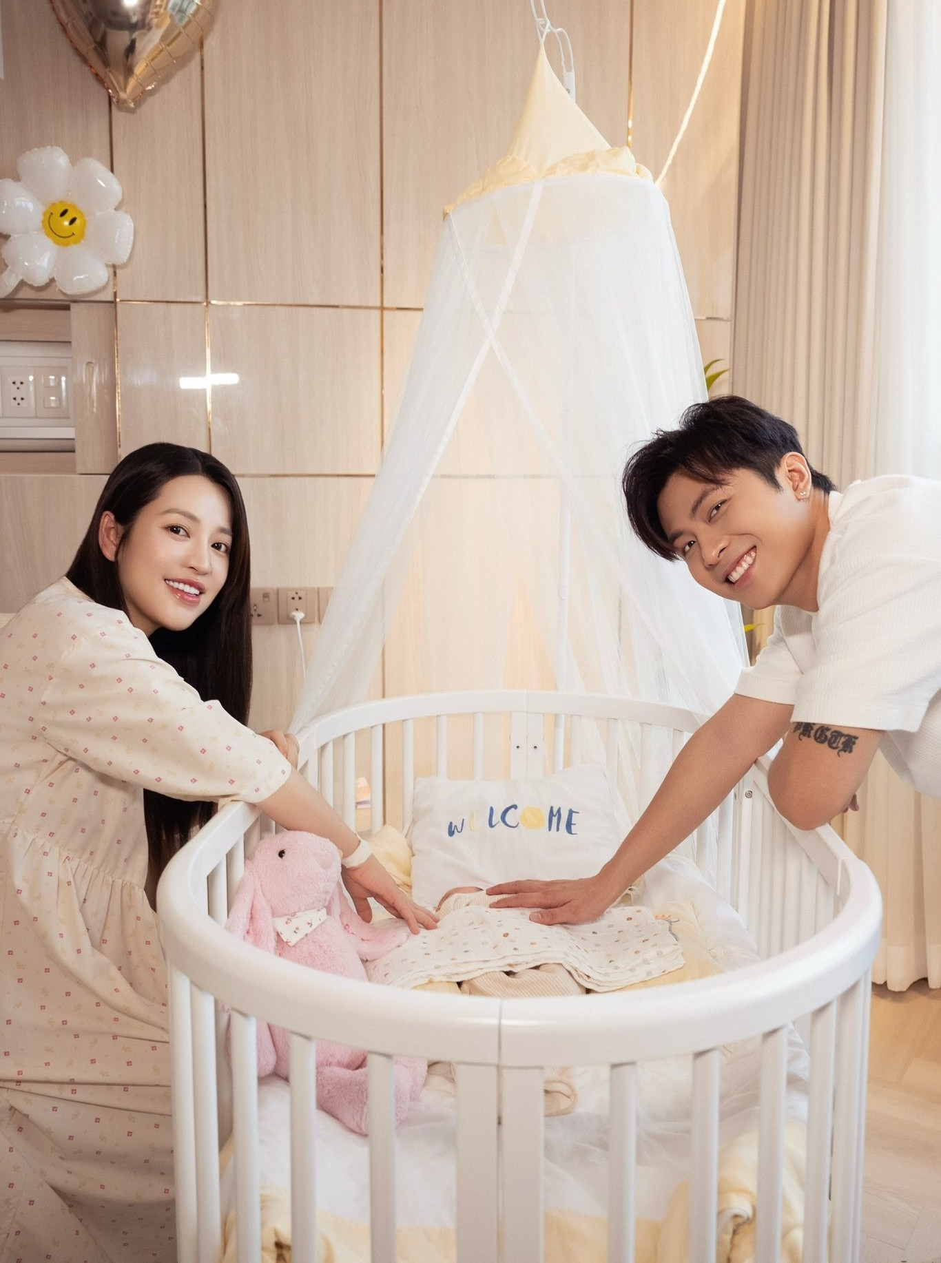 Puka hé lộ hình ảnh đặc biệt nhất của chồng