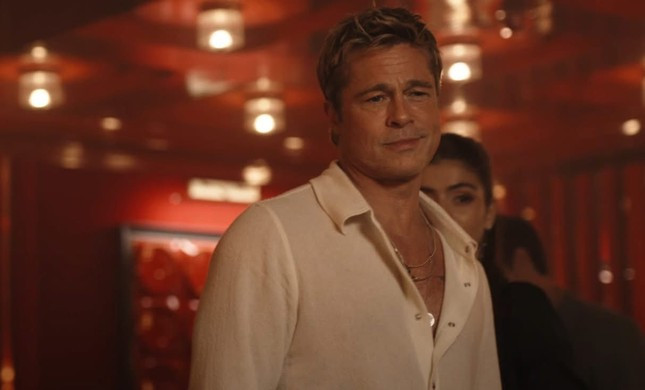 Brad Pitt xuất hiện cùng Rosé (BlackPink) ảnh 1