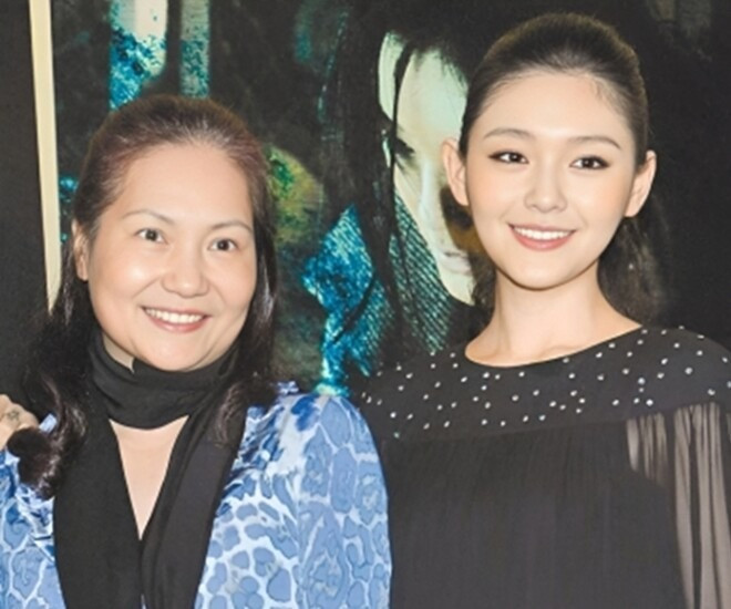 Mẹ Từ Hy Viên đau lòng trước một hành động của Uông Tiểu Phi