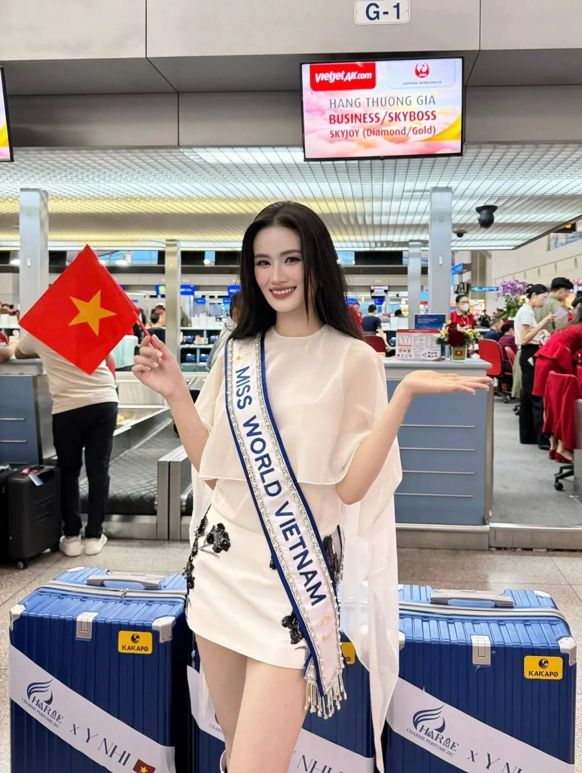 Hành trình không đột phá của Ý Nhi tại Miss World 2025 hanh trinh khong dot pha cua Y nhi tai miss world 2025 hinh anh 3